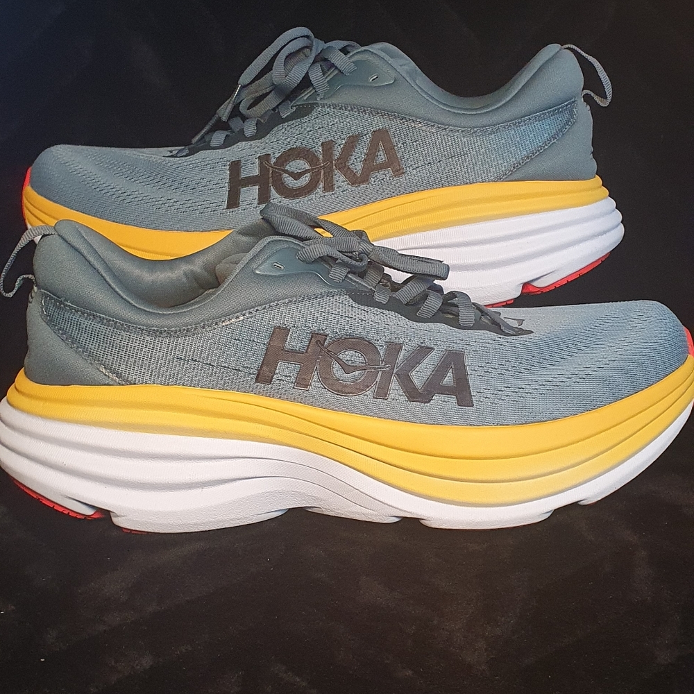 Hoka Bondi 8 (M11)